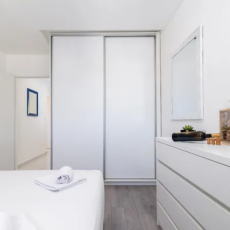 Lazure Serenity Apartman *