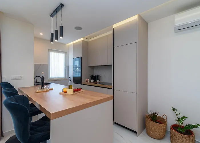 Apartman Lazure Serenity