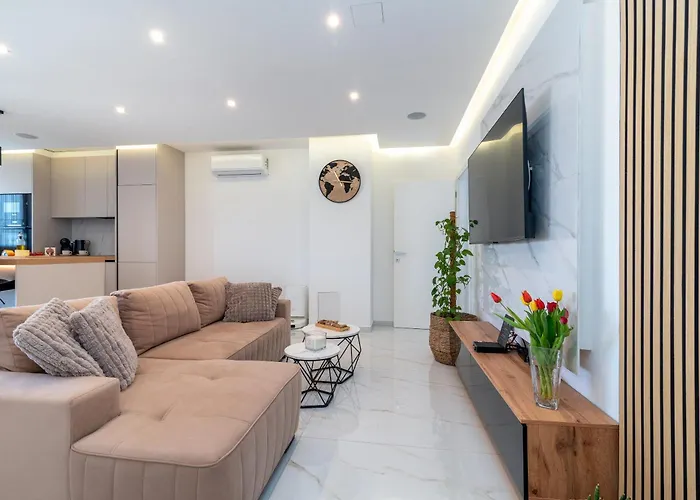 Lazure Serenity Apartman *